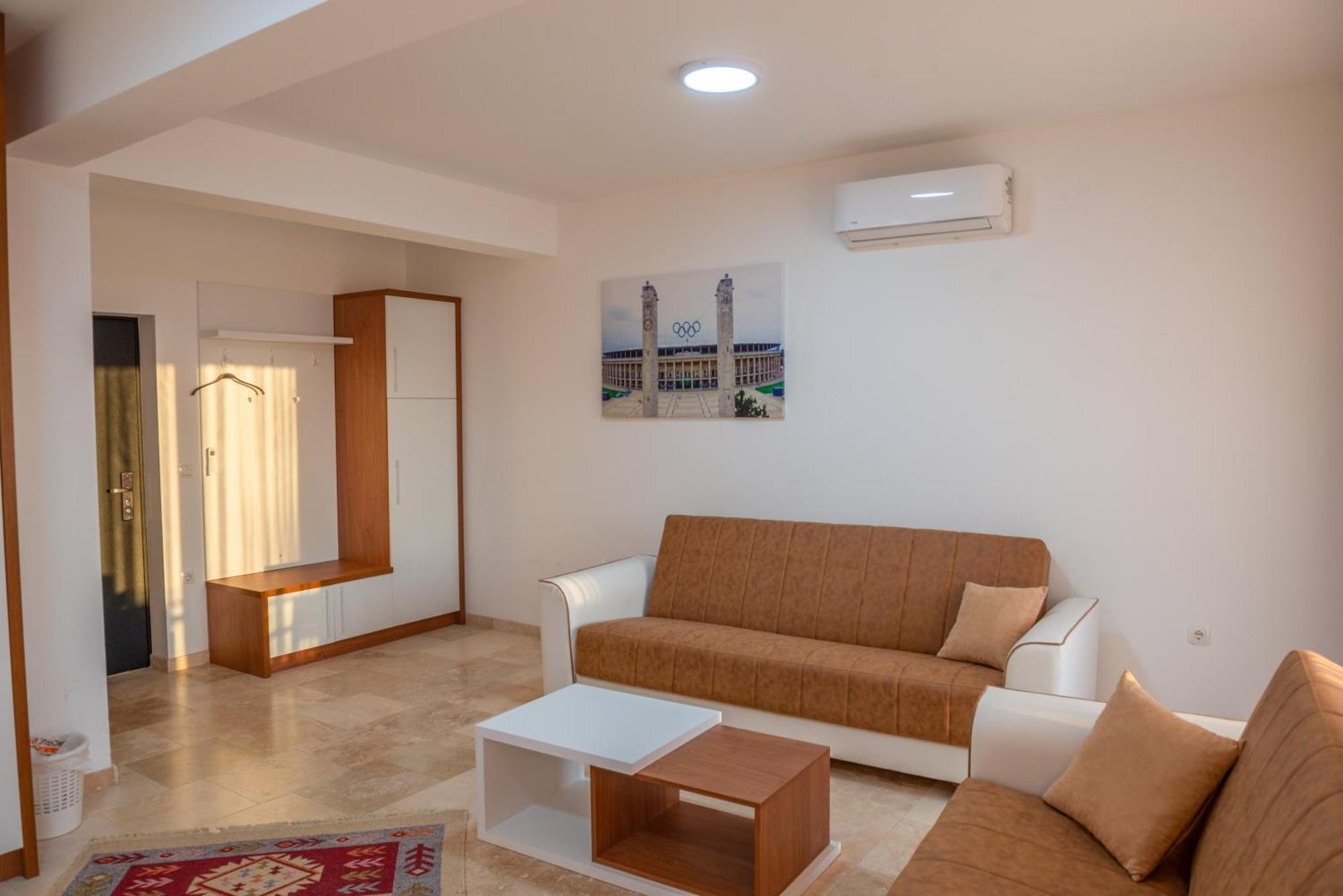 Bed and Breakfast Premium Berlin With Pool Улцинь Экстерьер фото