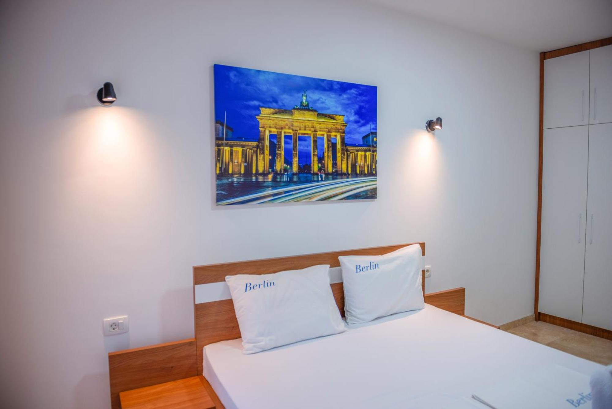 Bed and Breakfast Premium Berlin With Pool Улцинь Экстерьер фото