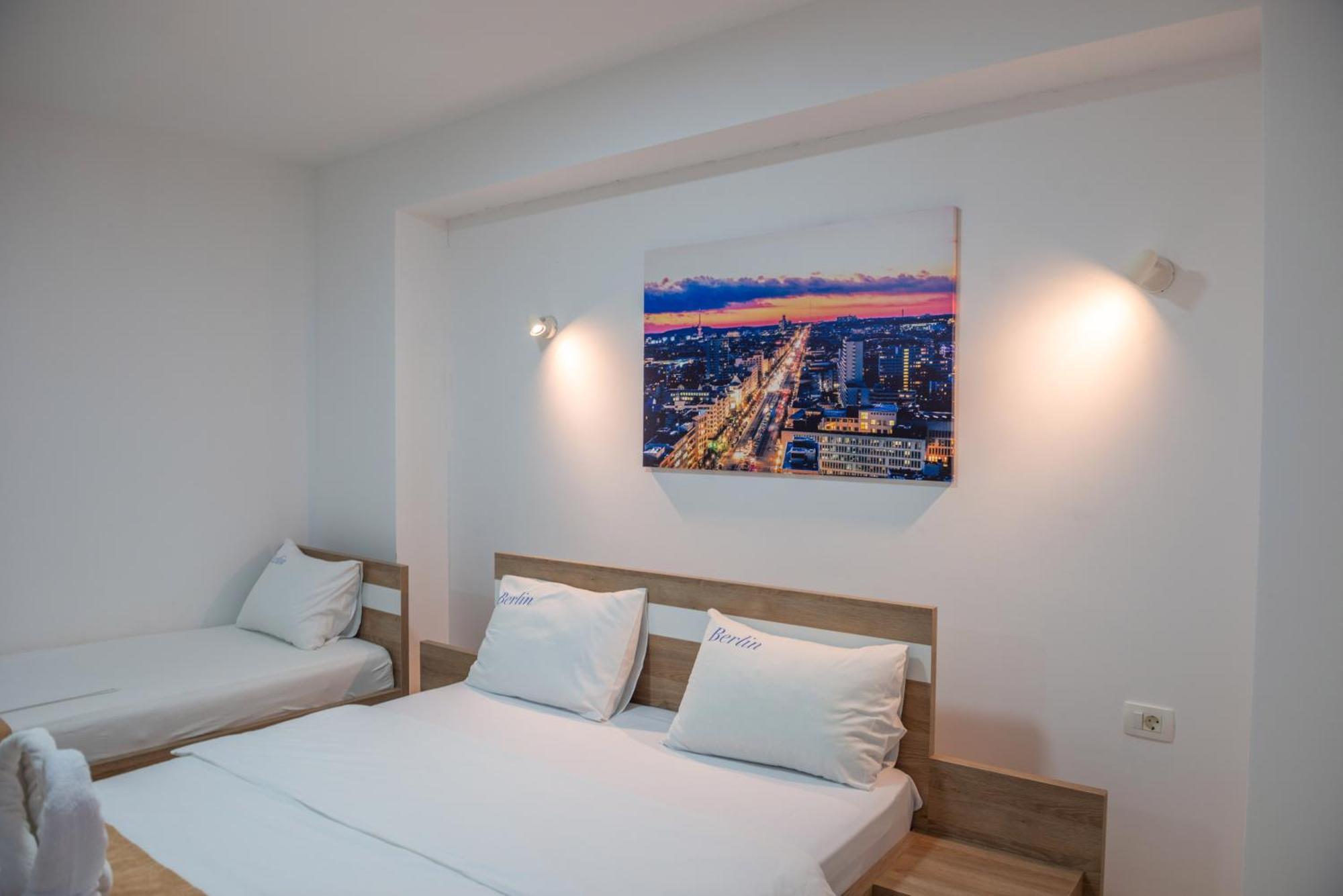 Bed and Breakfast Premium Berlin With Pool Улцинь Экстерьер фото