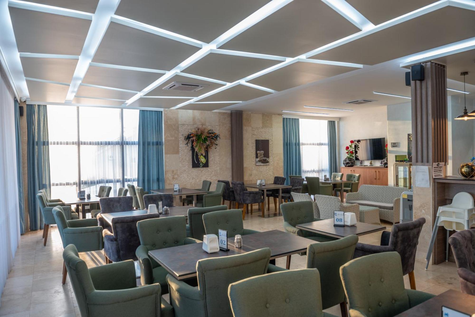 Bed and Breakfast Premium Berlin With Pool Улцинь Экстерьер фото