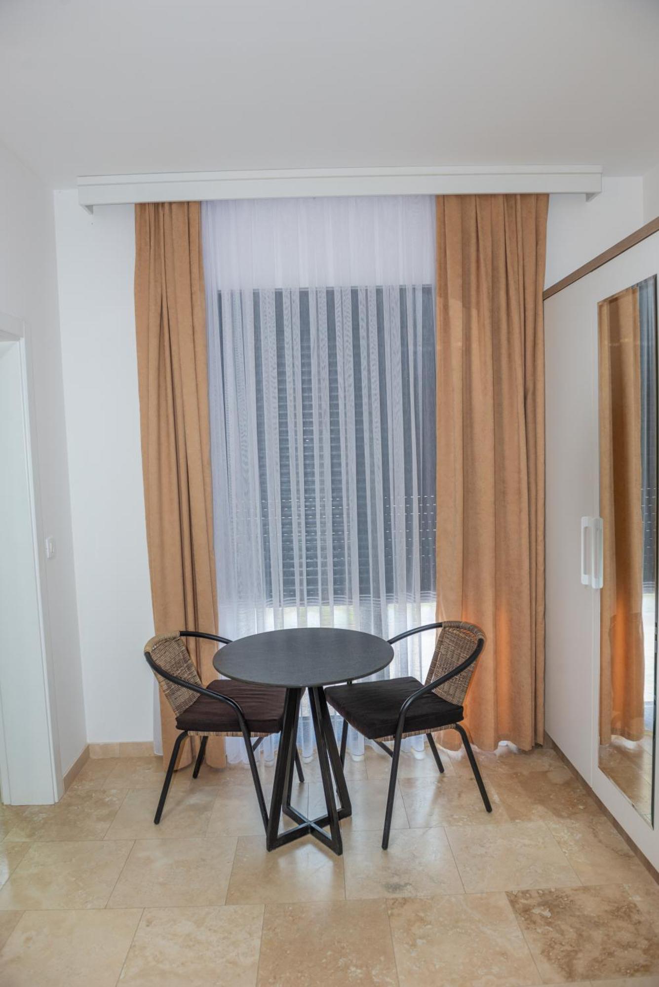 Bed and Breakfast Premium Berlin With Pool Улцинь Номер фото